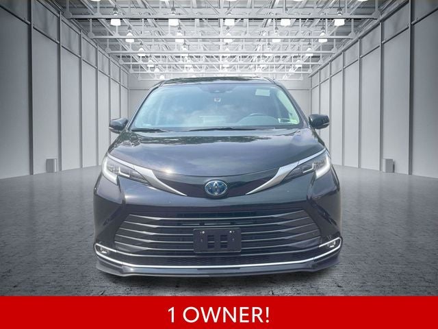 2023 Toyota Sienna Limited 7 Passenger