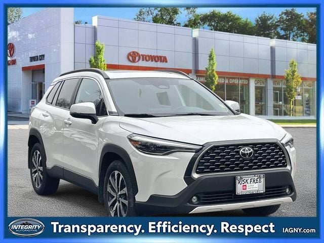 2024 Toyota Corolla Cross XLE