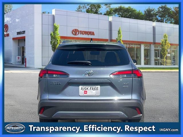 2025 Toyota Corolla Cross XLE