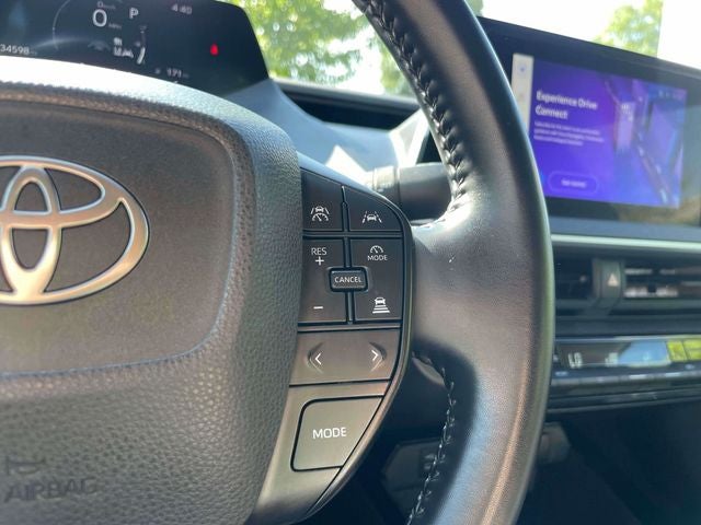2025 Toyota Prius LE