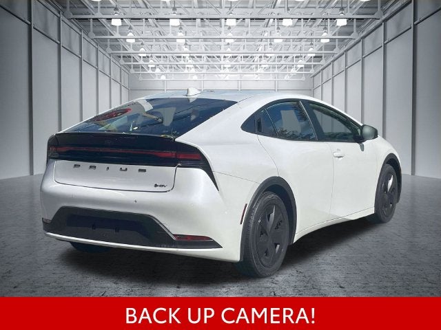 2025 Toyota Prius LE