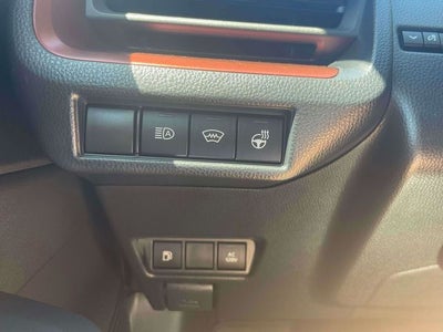 2025 Toyota Prius Plug-In Hybrid SE