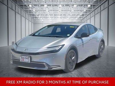 2025 Toyota Prius Plug-In Hybrid SE