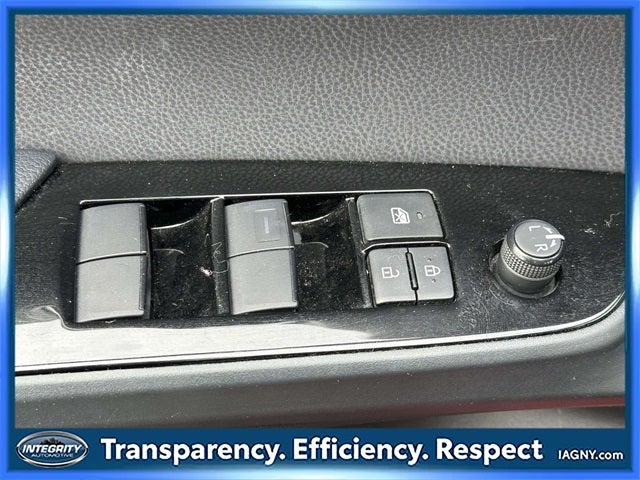 2022 Toyota Prius LE AWD-e