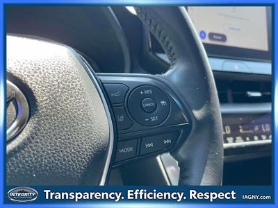 2023 Toyota Venza LE