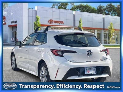 2023 Toyota Corolla Hatchback SE