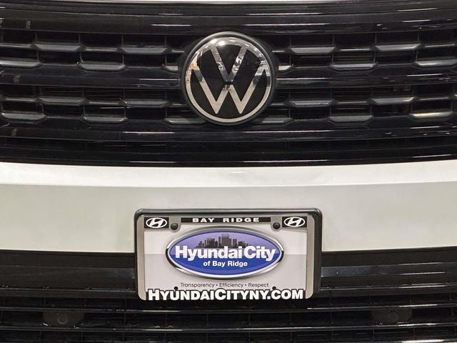 2023 Volkswagen Atlas Cross Sport 3.6L V6 SEL R-Line