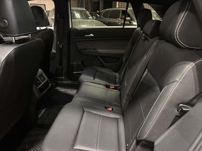 2023 Volkswagen Atlas Cross Sport 3.6L V6 SEL R-Line