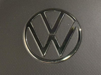 2023 Volkswagen Atlas Cross Sport 3.6L V6 SEL R-Line