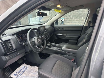 2024 Nissan Pathfinder S