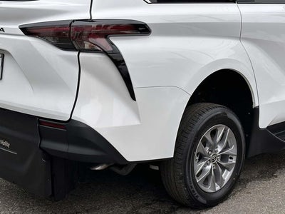 2025 Toyota Sienna LE 8 Passenger