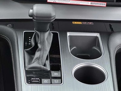 2025 Toyota Sienna LE 8 Passenger