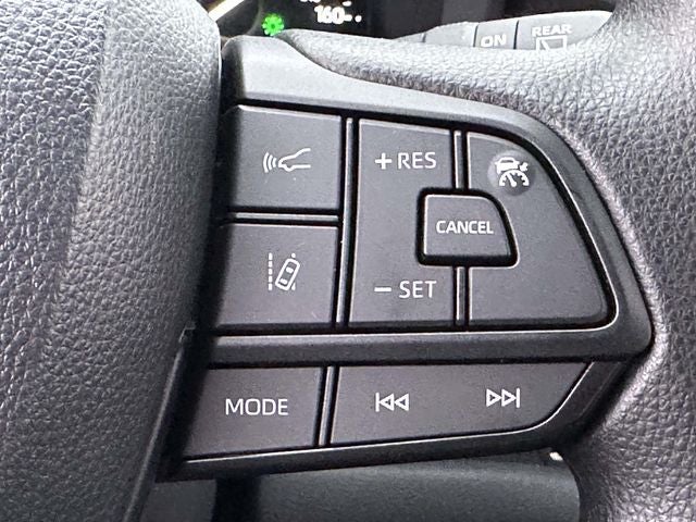 2025 Toyota Sienna LE 8 Passenger