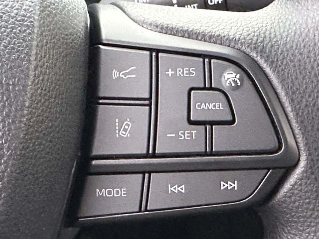 2026 Toyota Sienna LE Mobility 8 Passenger