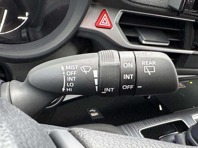 2026 Toyota Sienna LE Mobility 8 Passenger