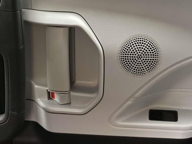 2025 Toyota Sienna Mobility LE 8 Passenger