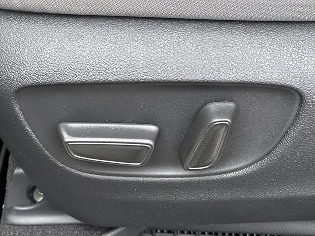 2026 Toyota Sienna Mobility LE 8 Passenger