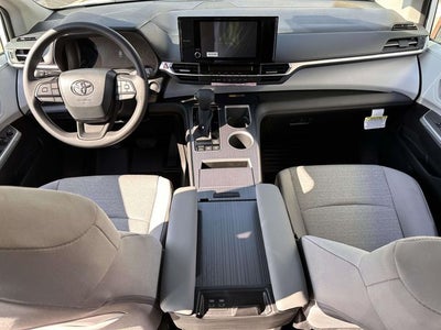 2026 Toyota Sienna LE 8 Passenger