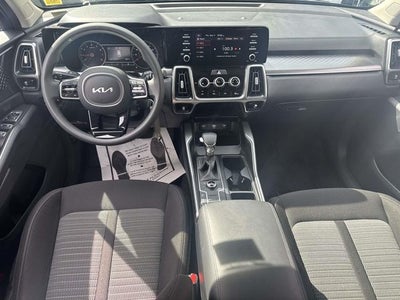 2023 Kia Sorento LX