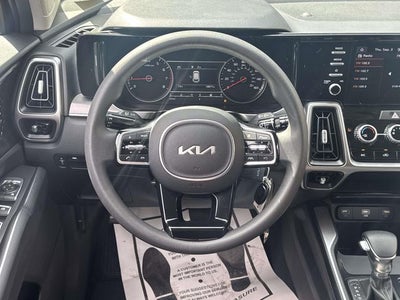 2023 Kia Sorento LX