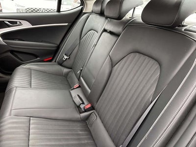 2021 Genesis G70 2.0T