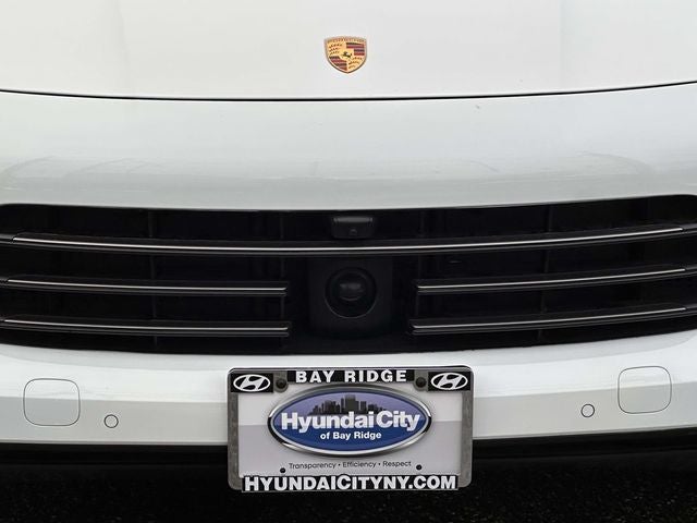 2023 Porsche Cayenne Base