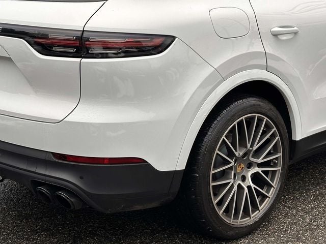 2023 Porsche Cayenne Base