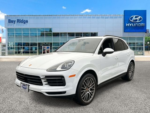 2023 Porsche Cayenne Base